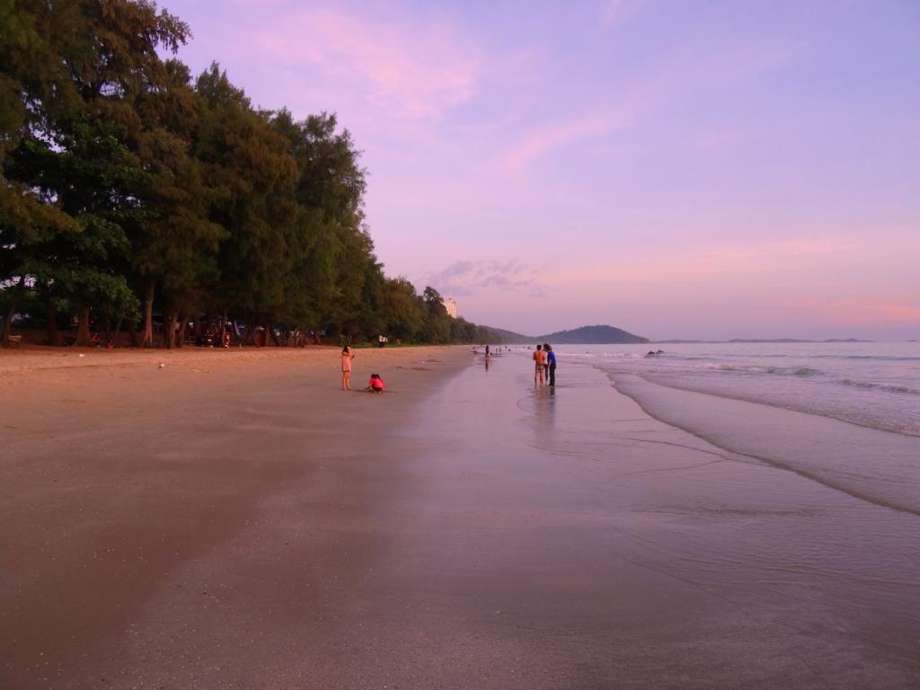 Rayong Condochain 반 페 객실 사진